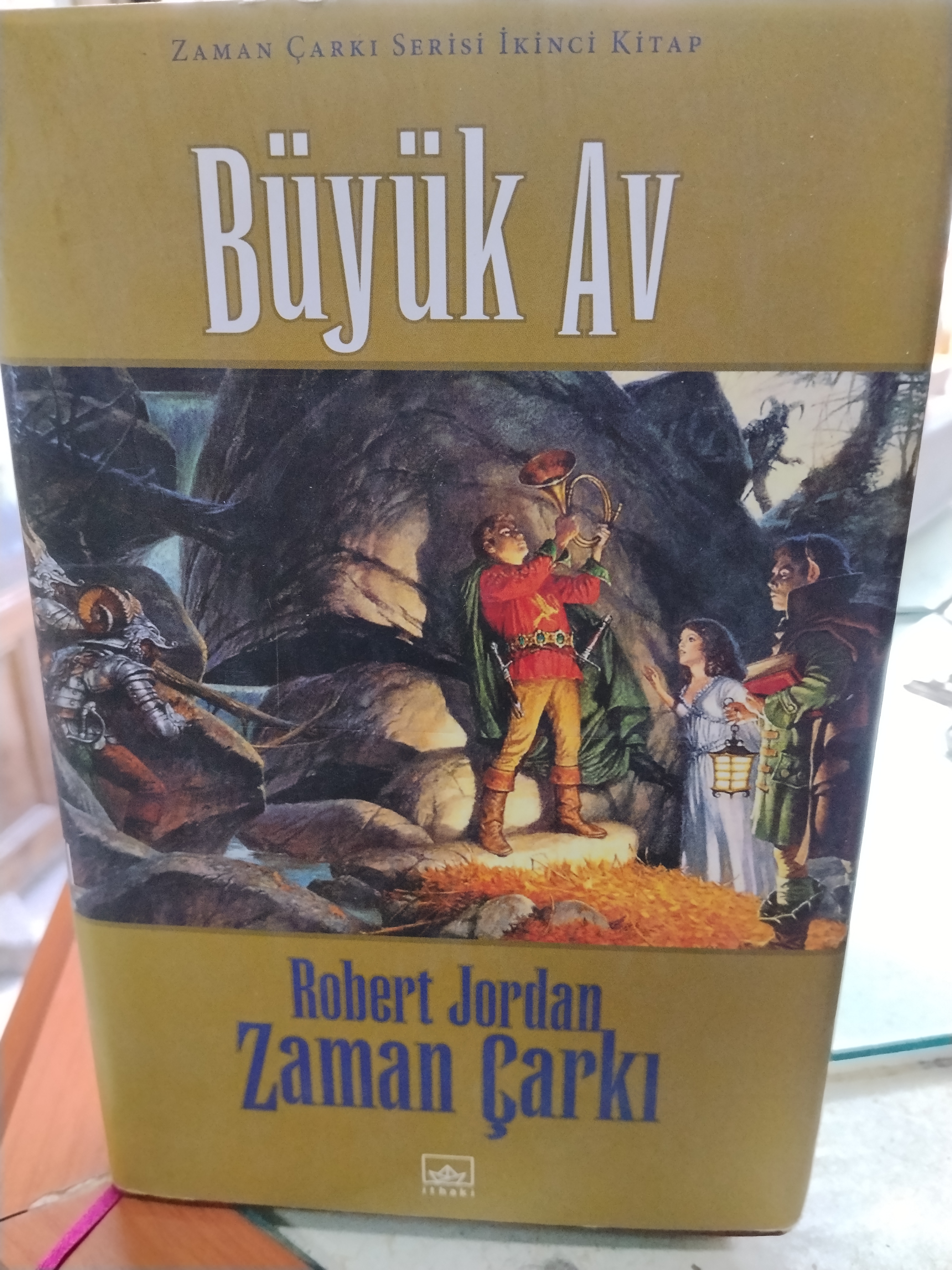 Zaman çarkı büyük av Robert jordan